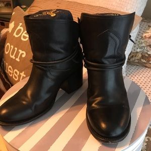 FREEBIRD by Steve Madden boots